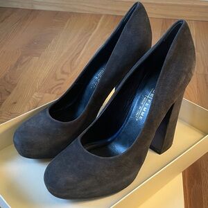 Elegant Black Suede Heels